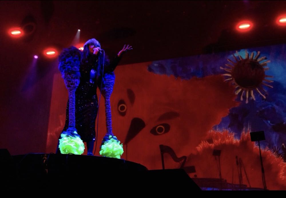 Björk en concert, tournée Cornucopia